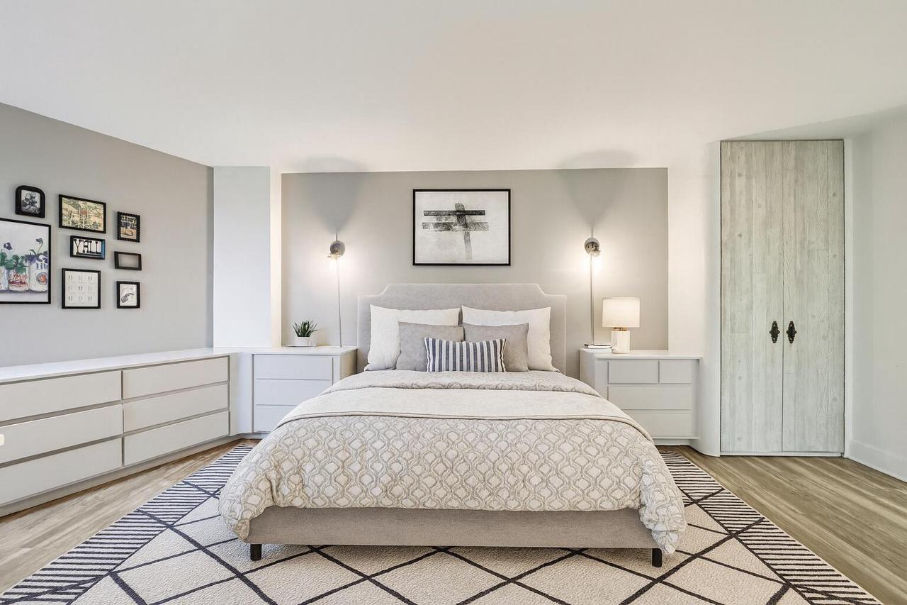 1919 North Summit AVENUE 1D