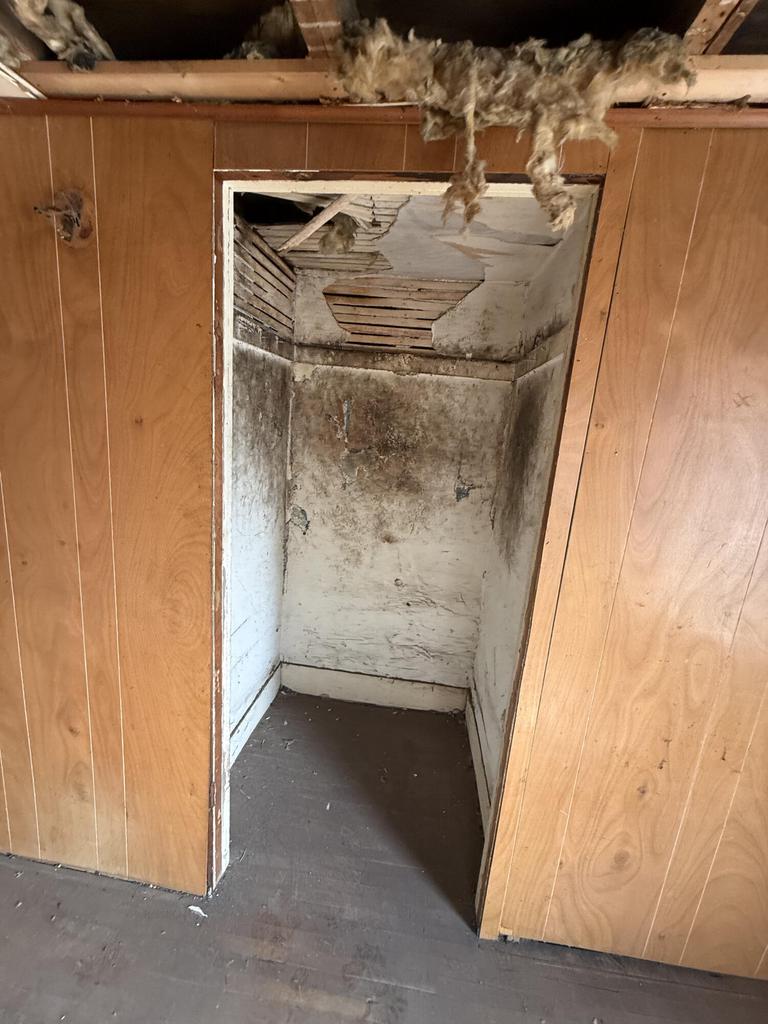 220 South Locust STREET