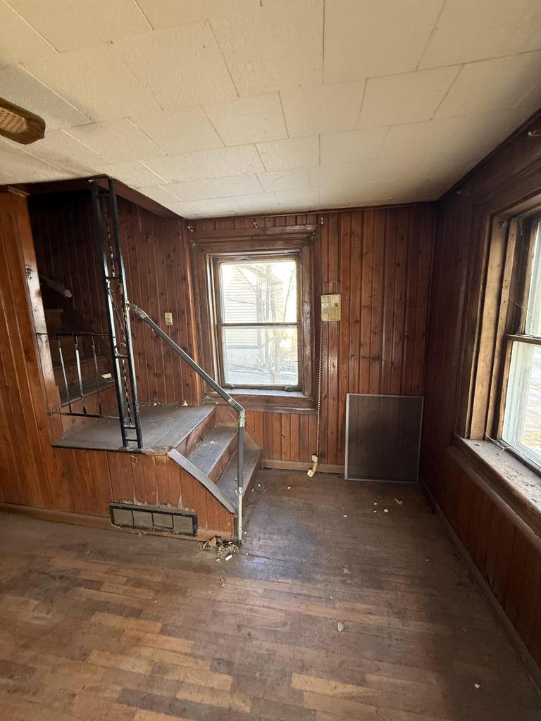 220 South Locust STREET