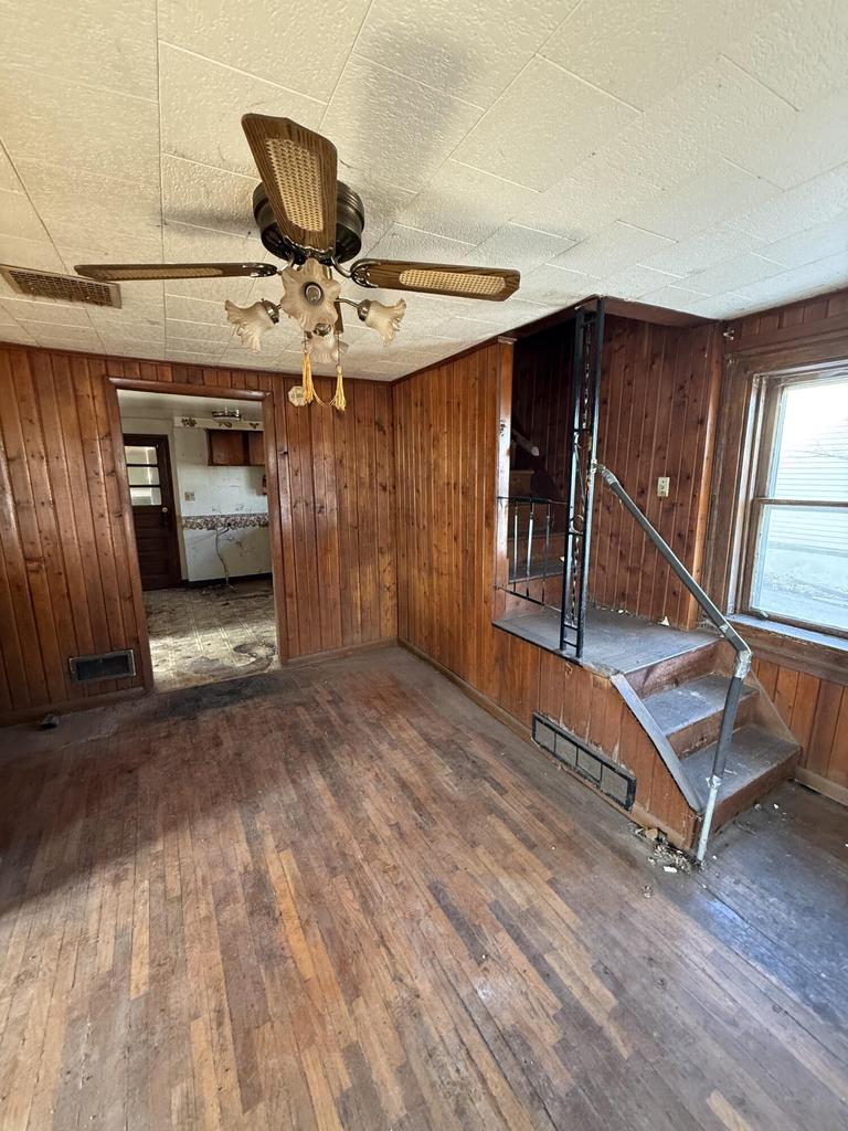 220 South Locust STREET