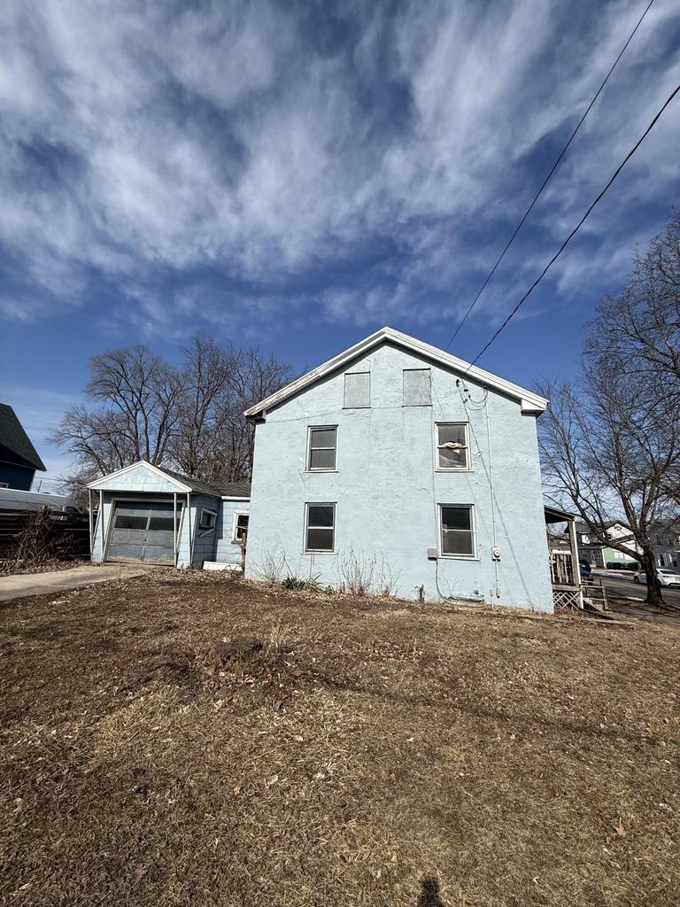 220 South Locust STREET