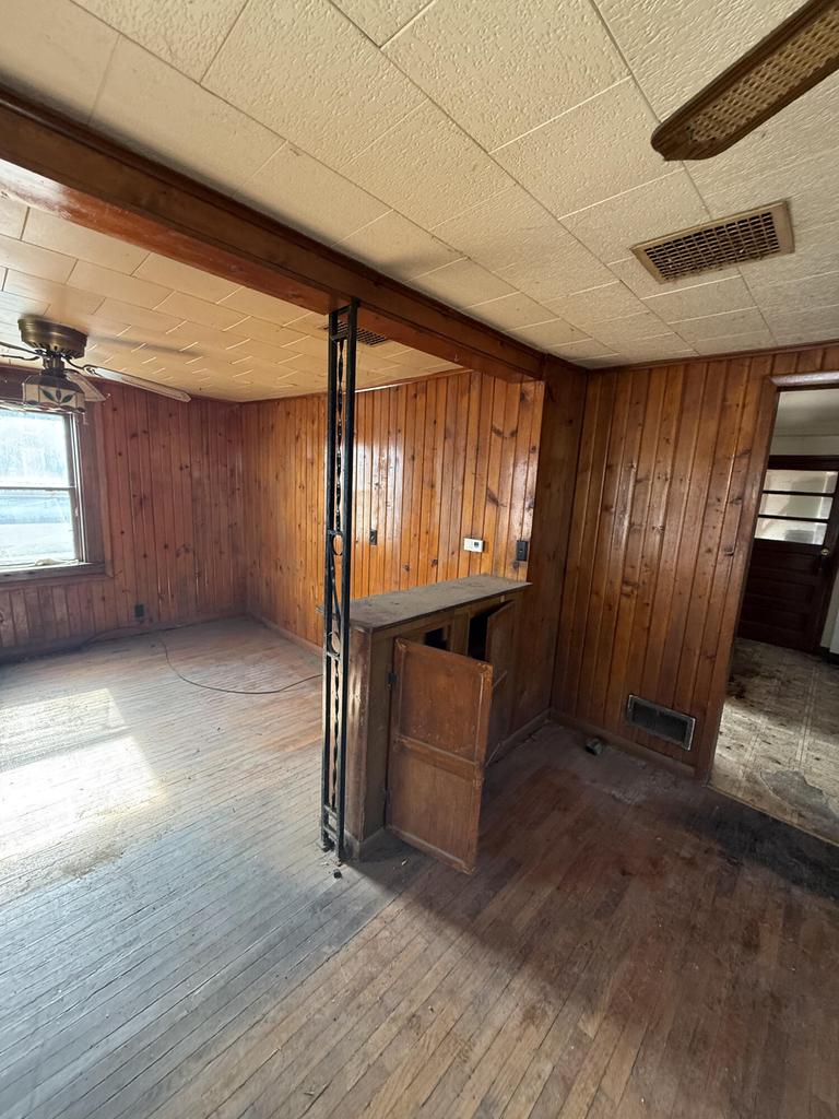 220 South Locust STREET