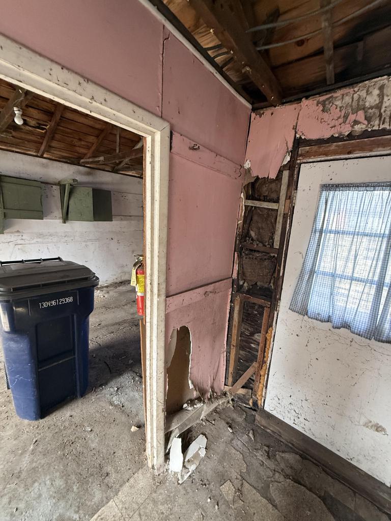 220 South Locust STREET