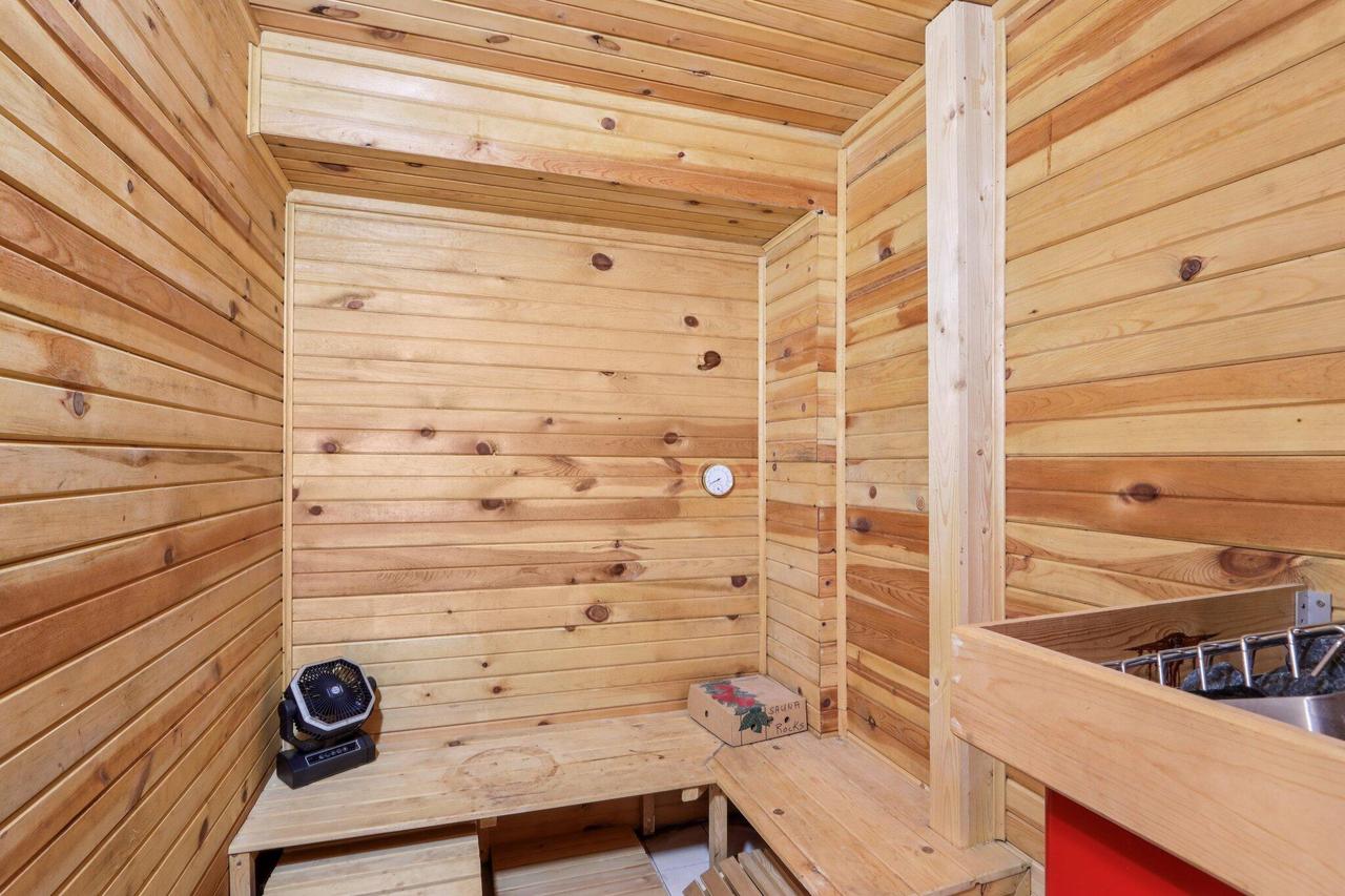 1418 North 123rd STREET