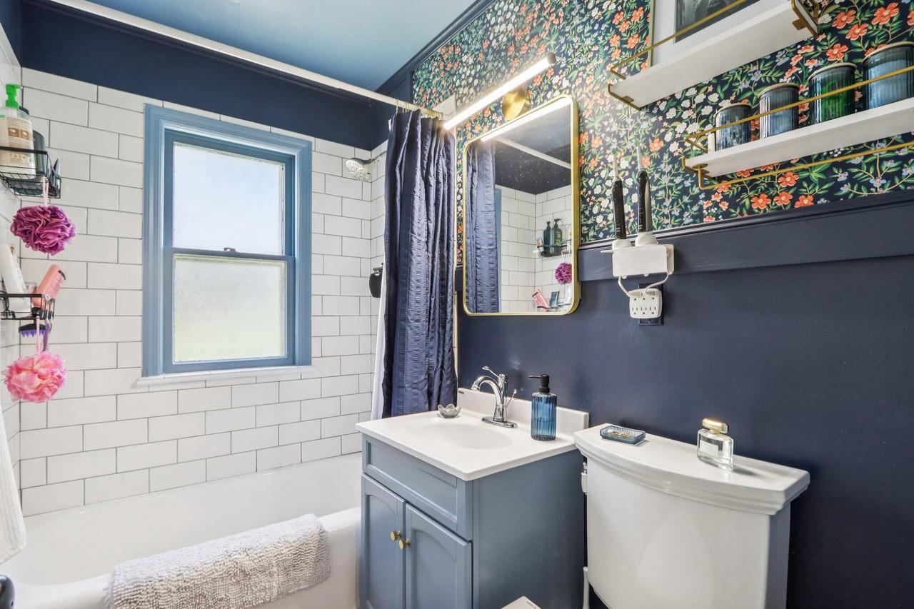 1418 North 123rd STREET