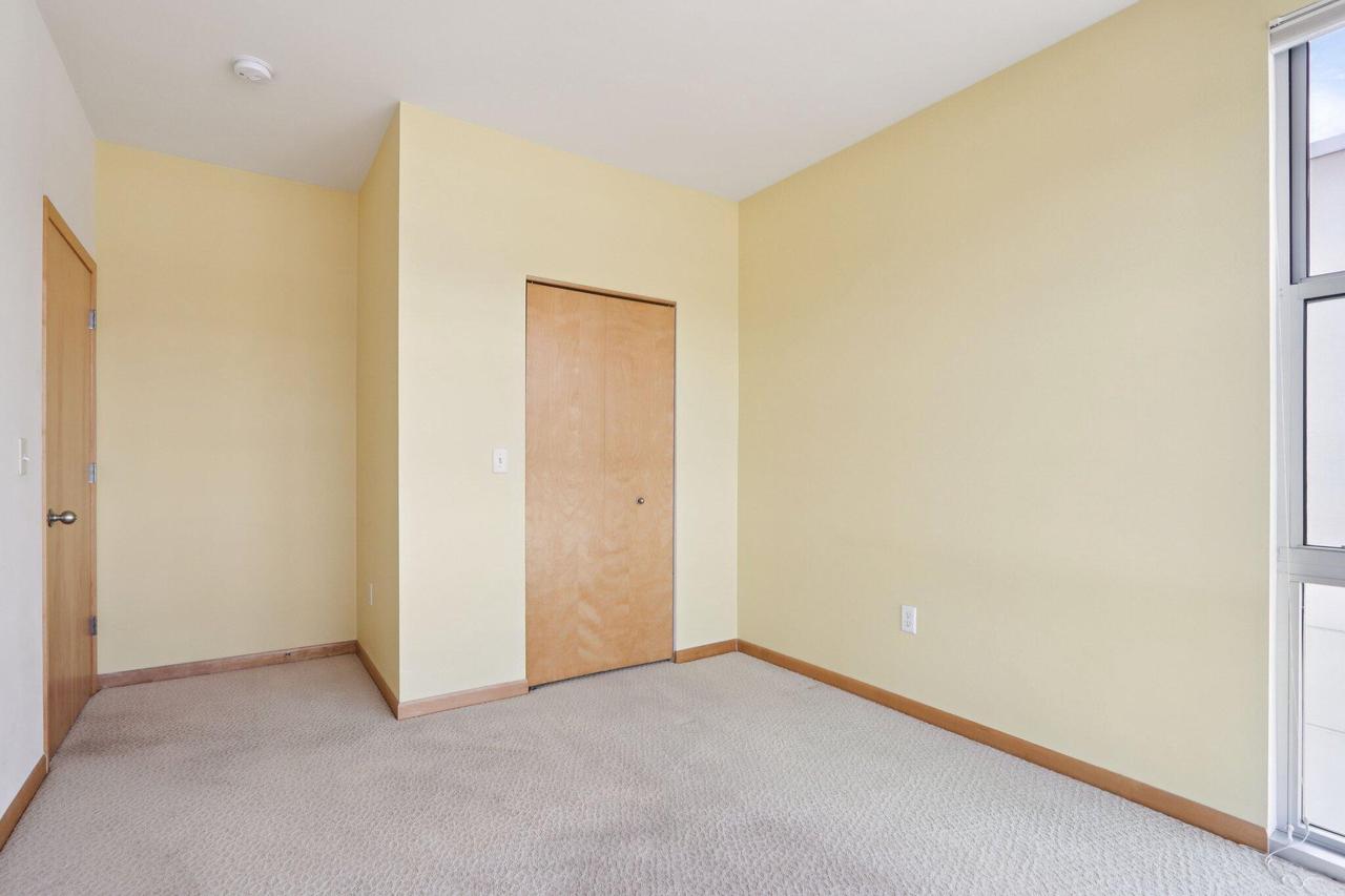 2118 North Commerce STREET