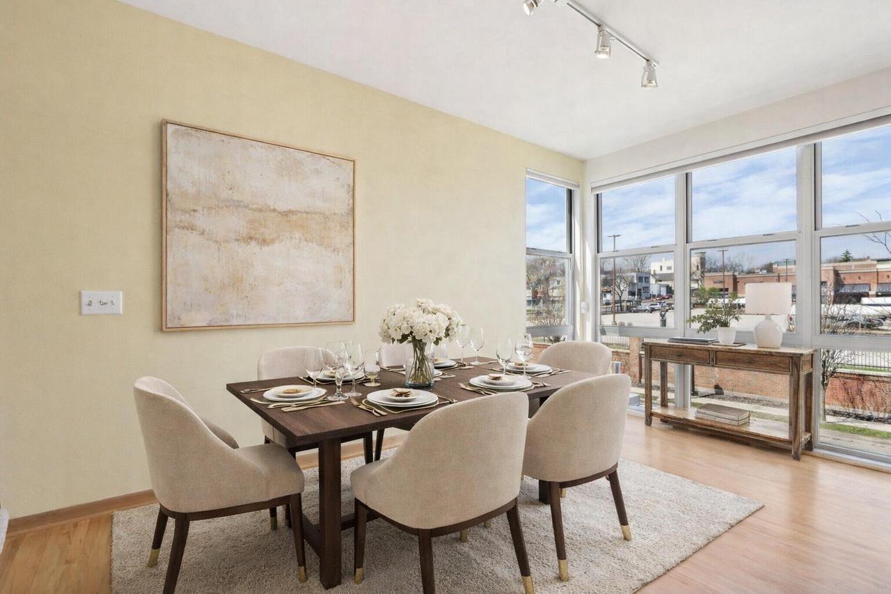 2118 North Commerce STREET