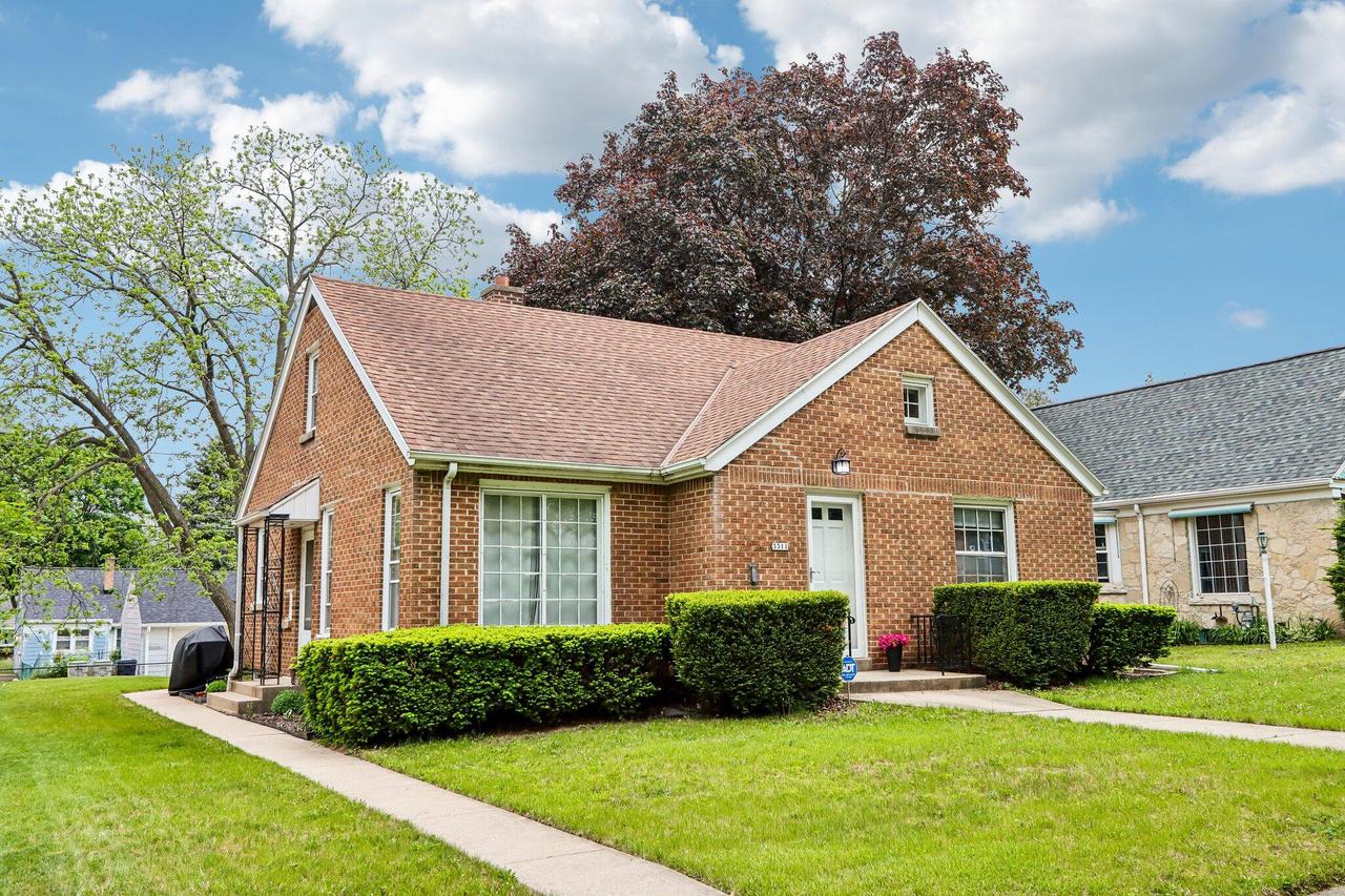 3311 N 82nd STREET
