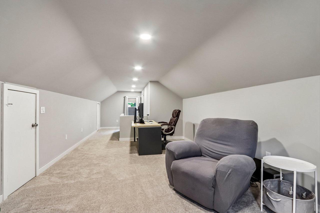 3311 N 82nd STREET