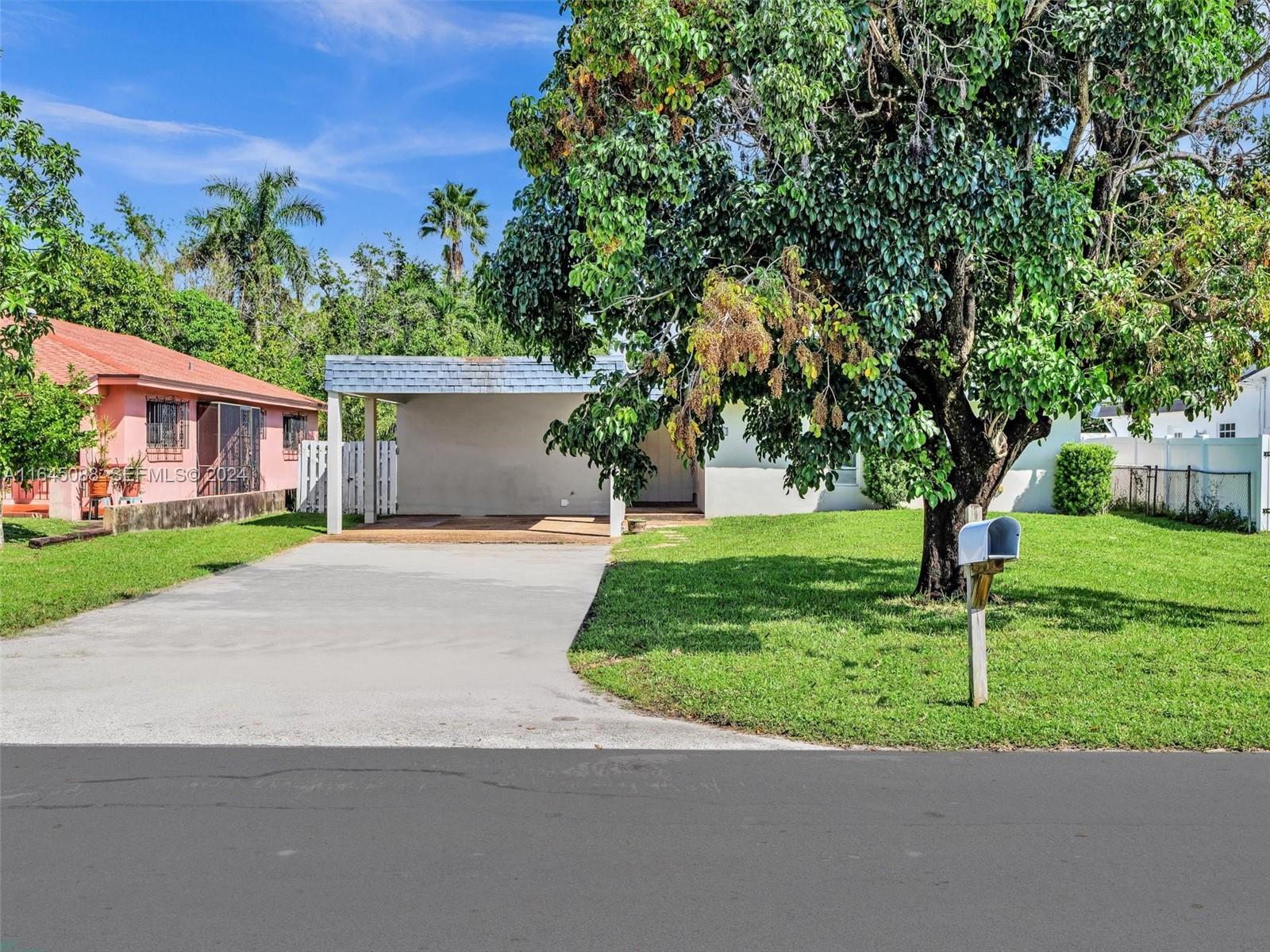 1281 SW 32nd Street