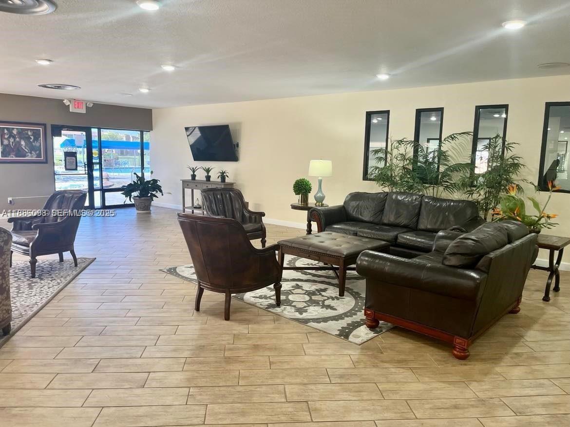 9841 Sunrise Lakes Boulevard Unit: 307