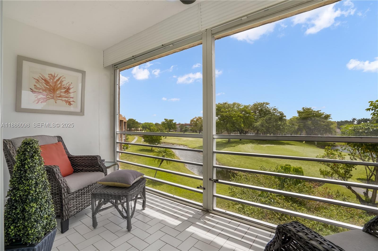 9841 Sunrise Lakes Boulevard Unit: 307