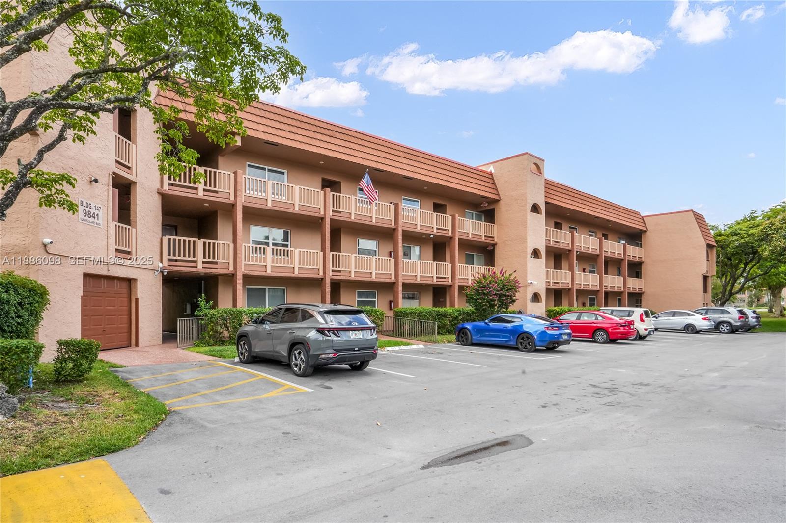 9841 Sunrise Lakes Boulevard Unit: 307
