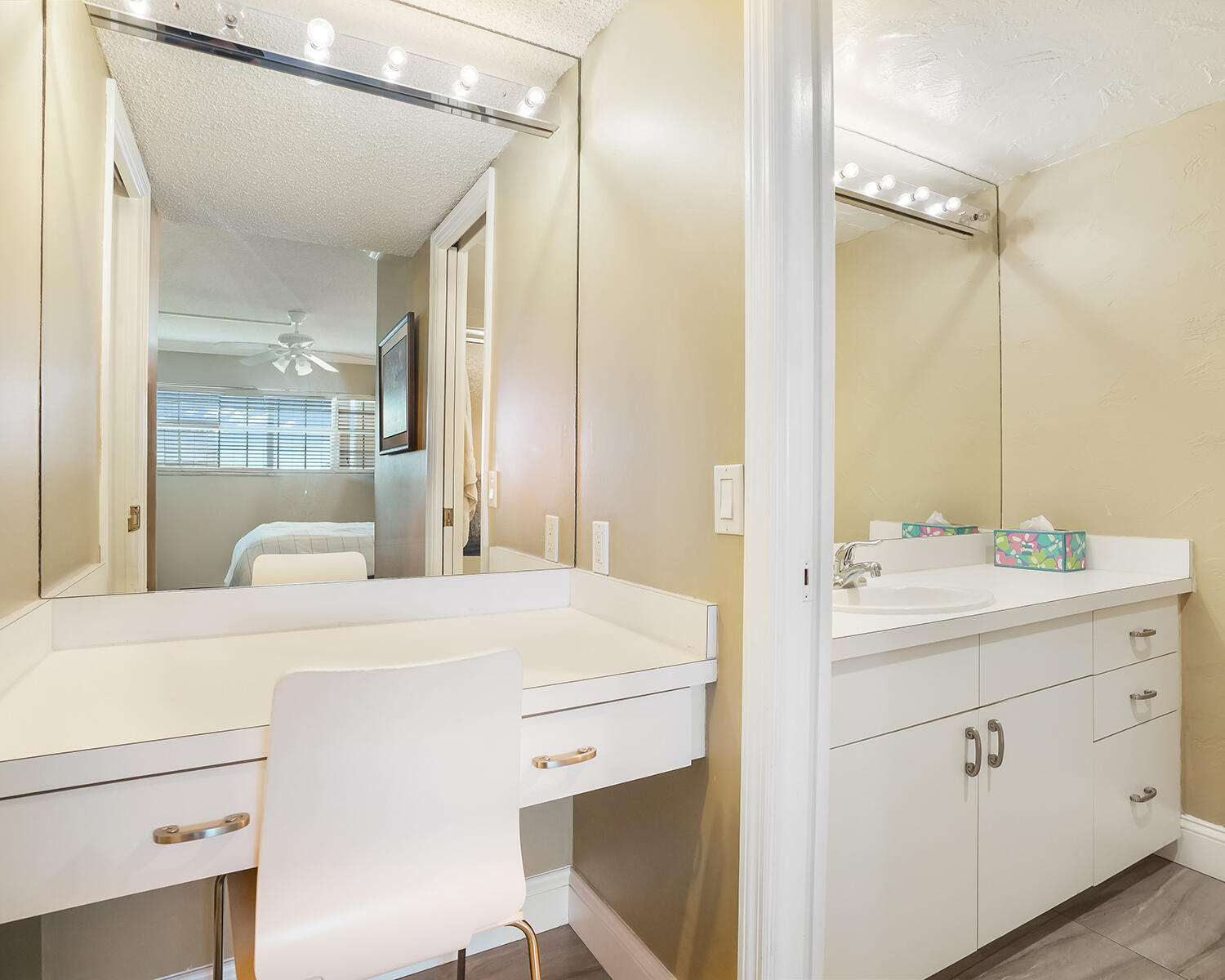 2671 S Course Dr 907