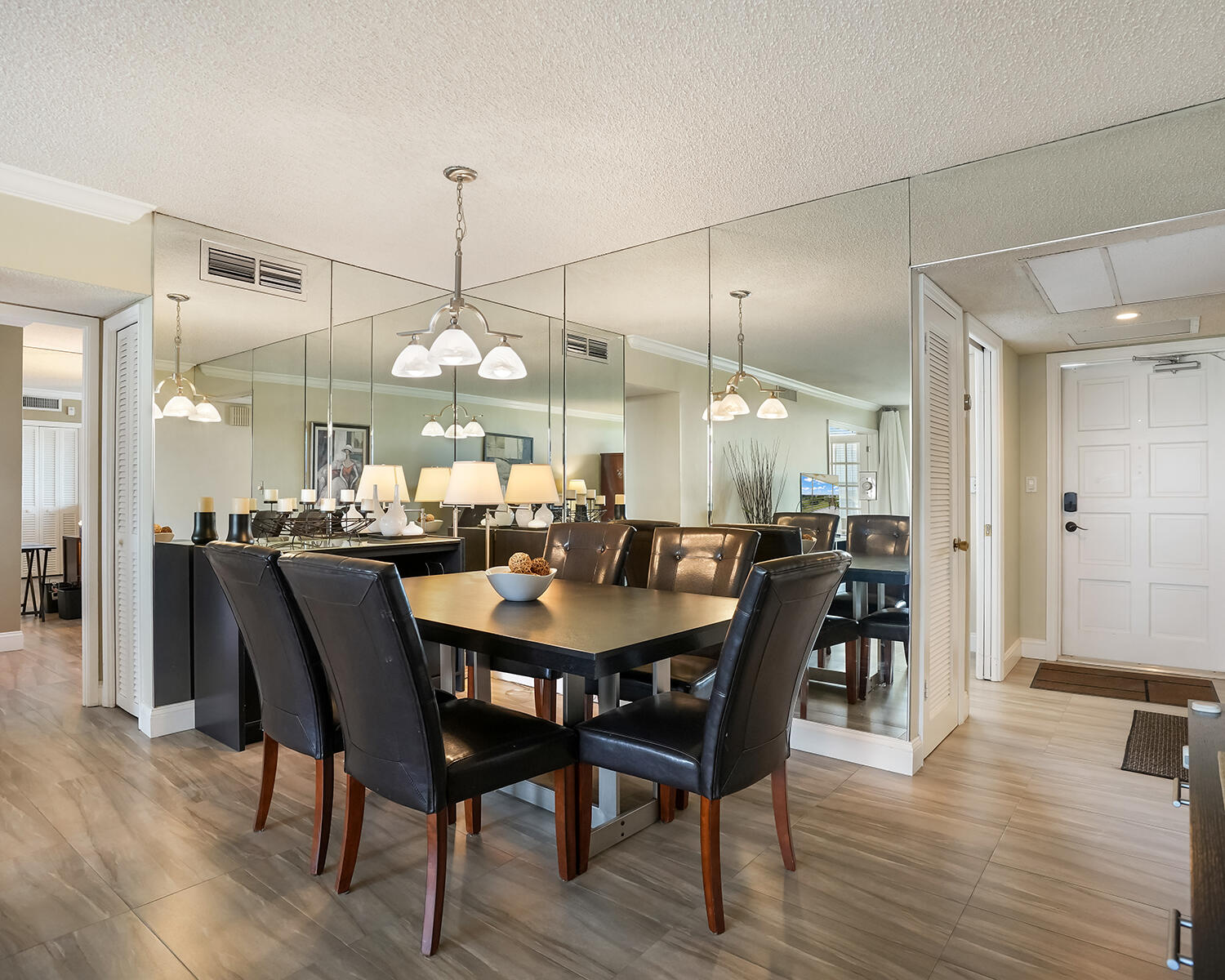 2671 S Course Dr 907