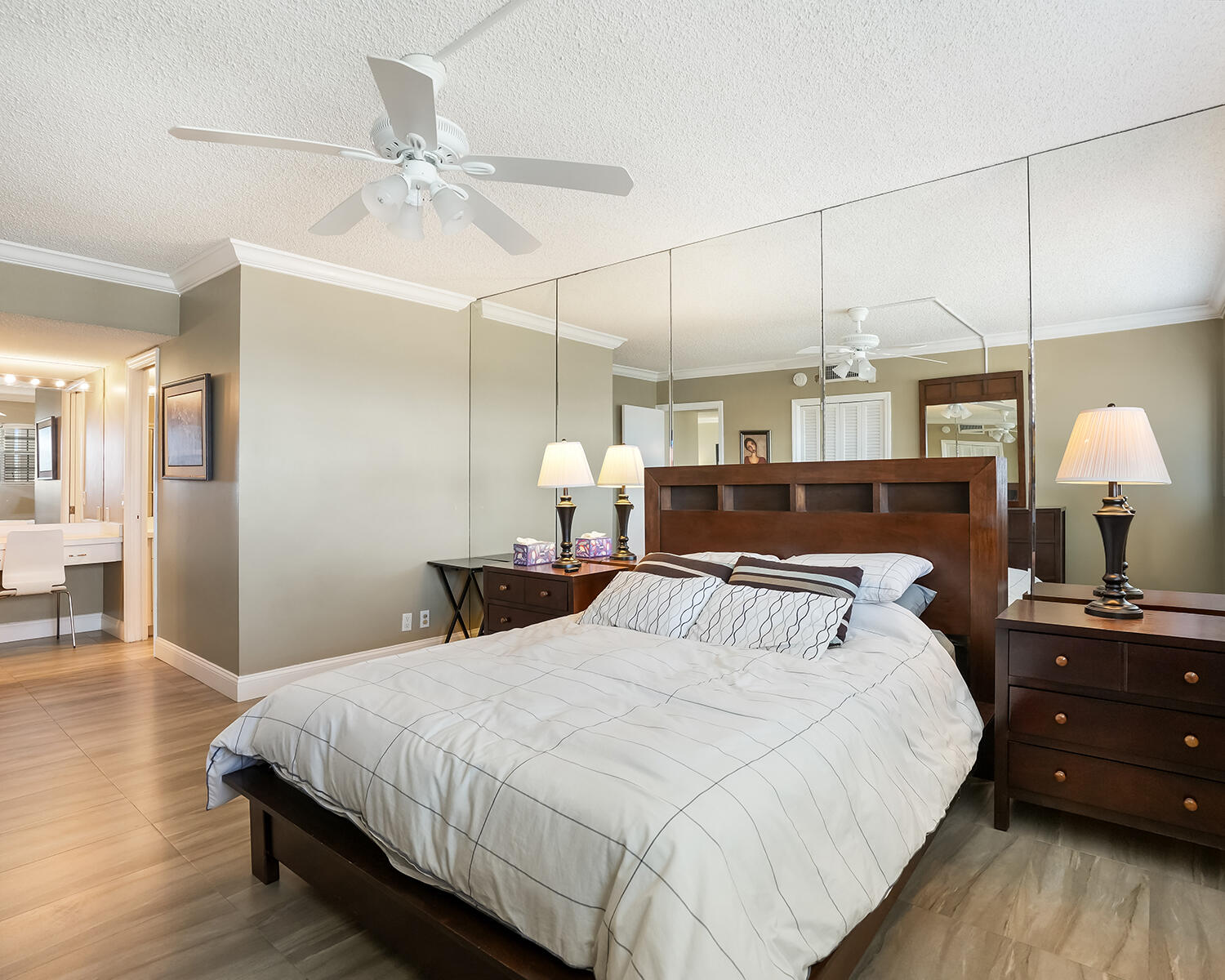 2671 S Course Dr 907