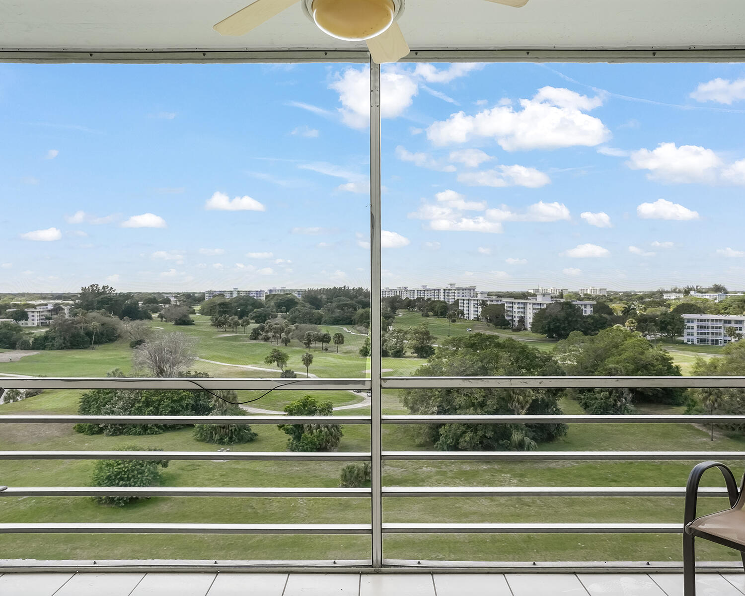 2671 S Course Dr 907