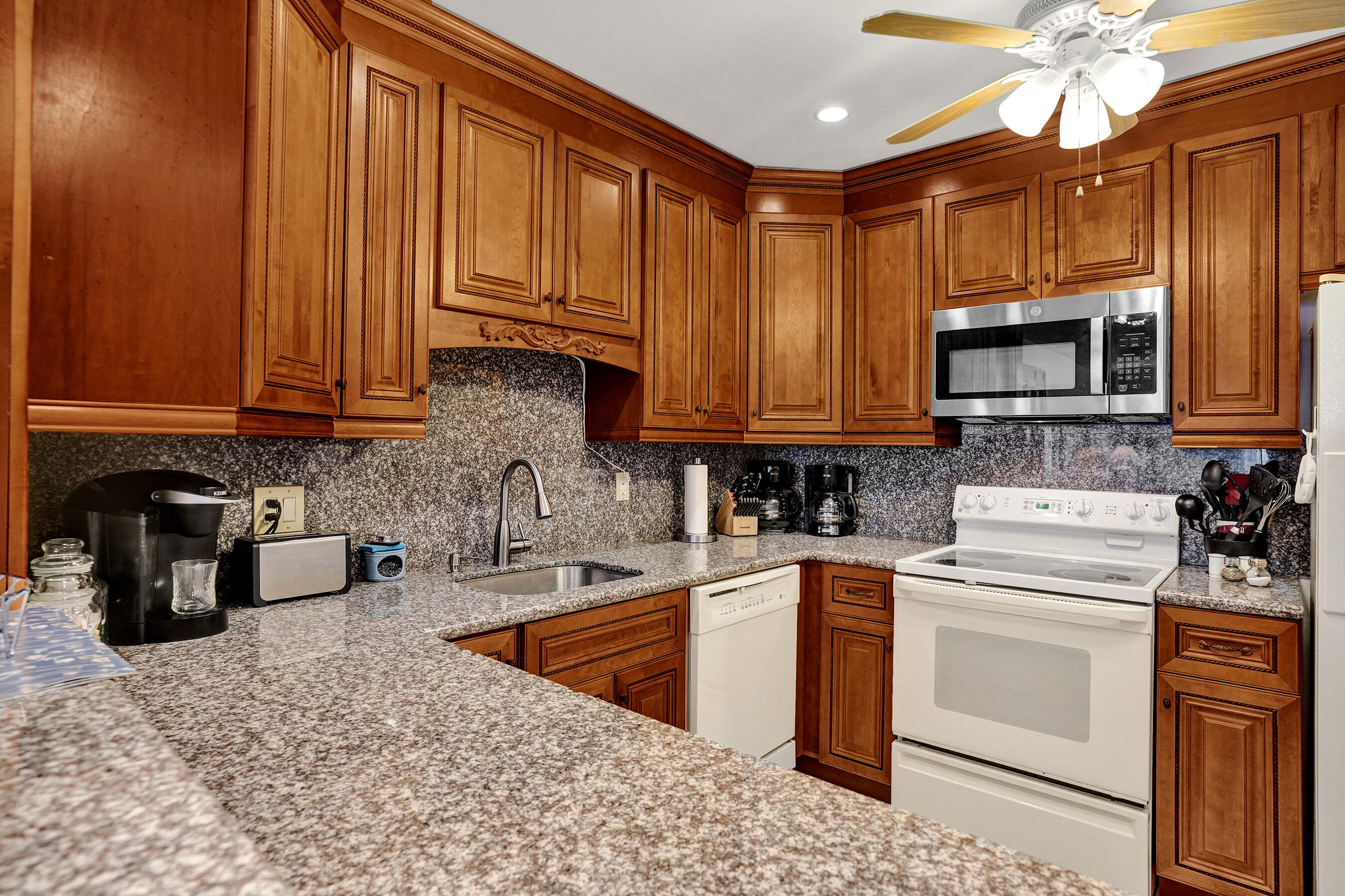 4770 NW 21st Street 306