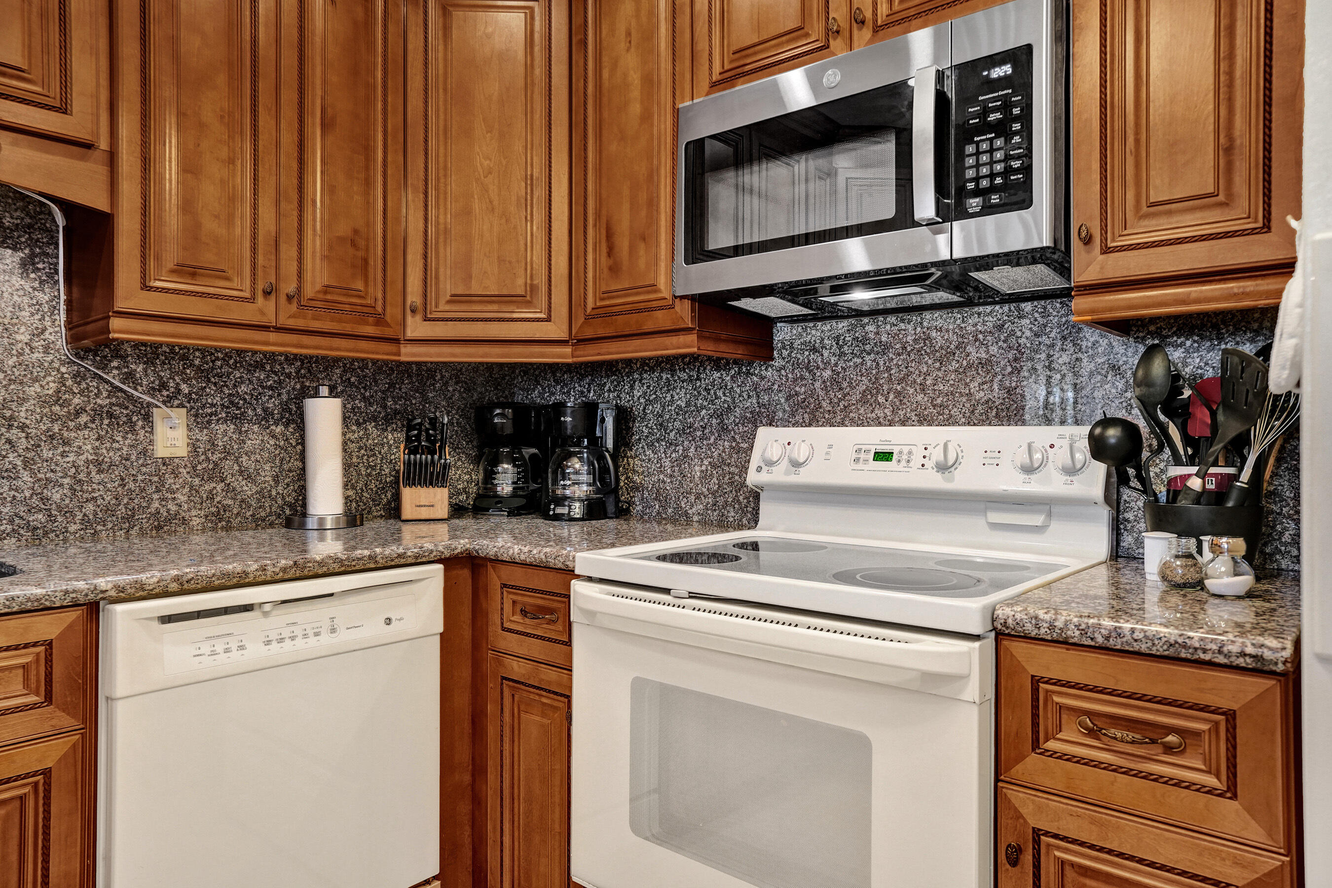 4770 NW 21st Street 306