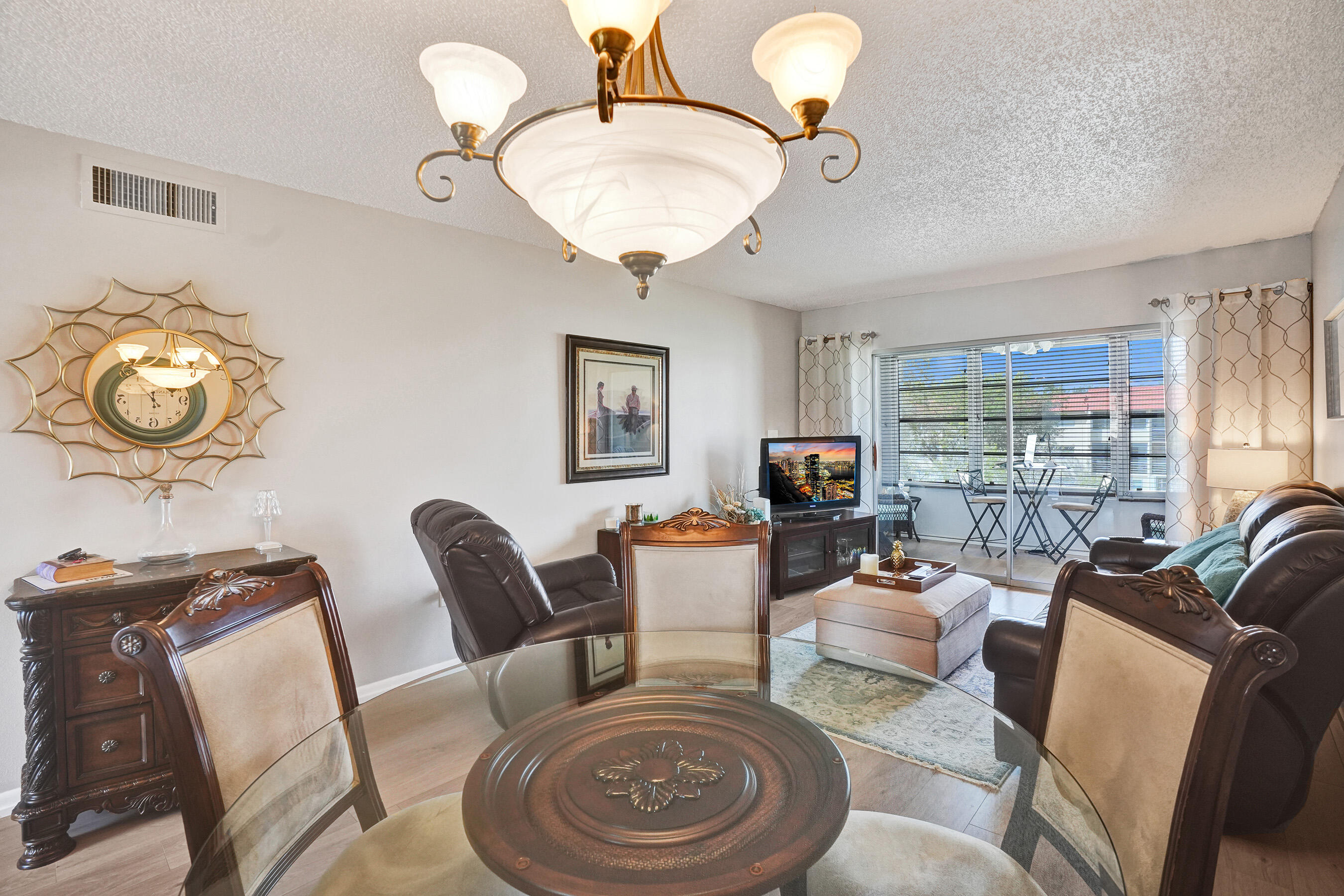2901 E Sunrise Lakes Drive E Unit: 305
