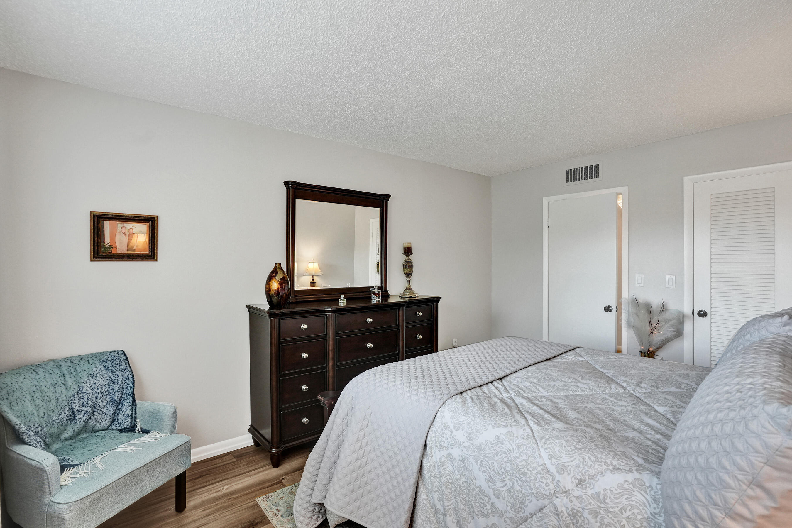 2901 E Sunrise Lakes Drive E Unit: 305