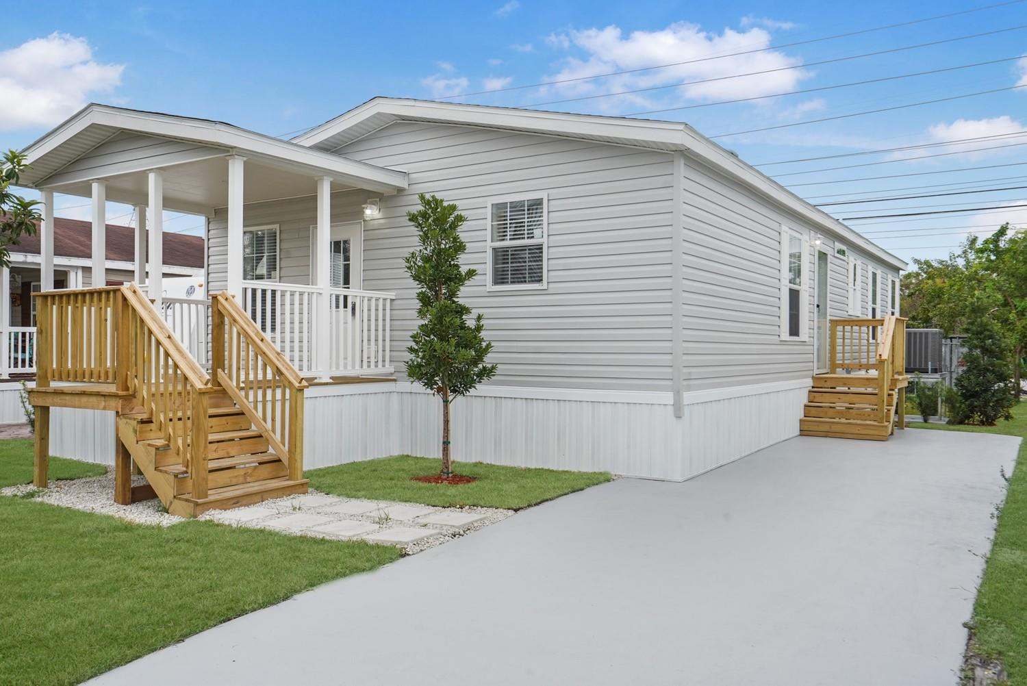 2671 SW 54th Street