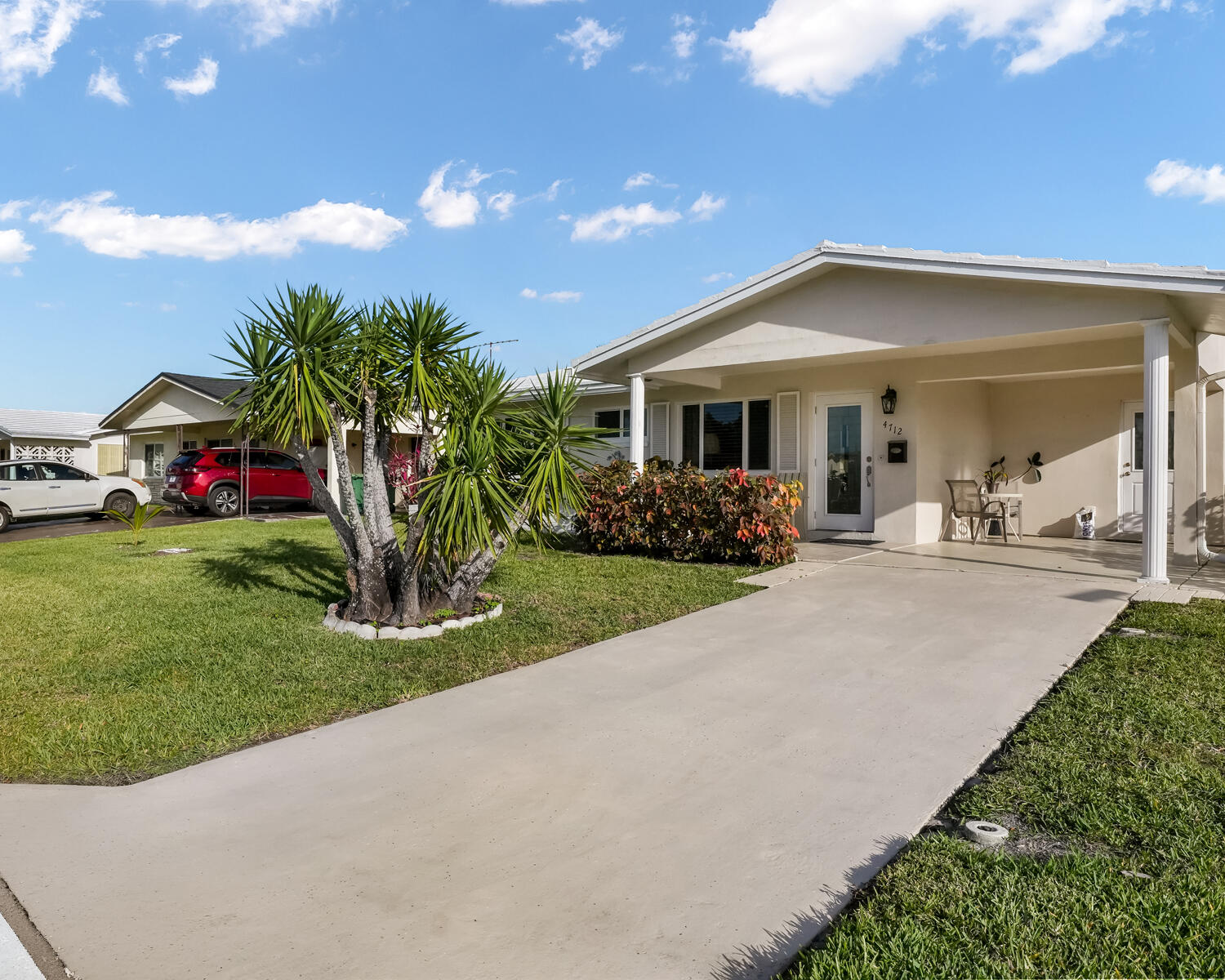 4712 Mainland Drive