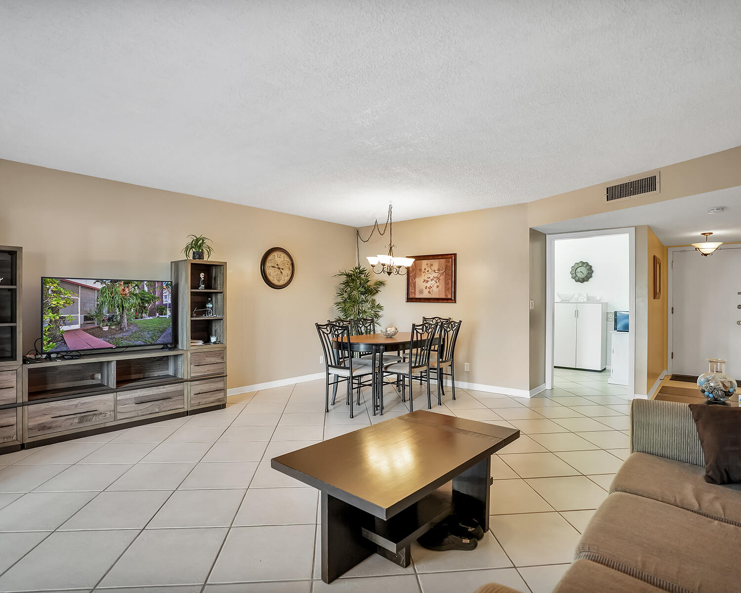 2061 NW 47th Terrace 103