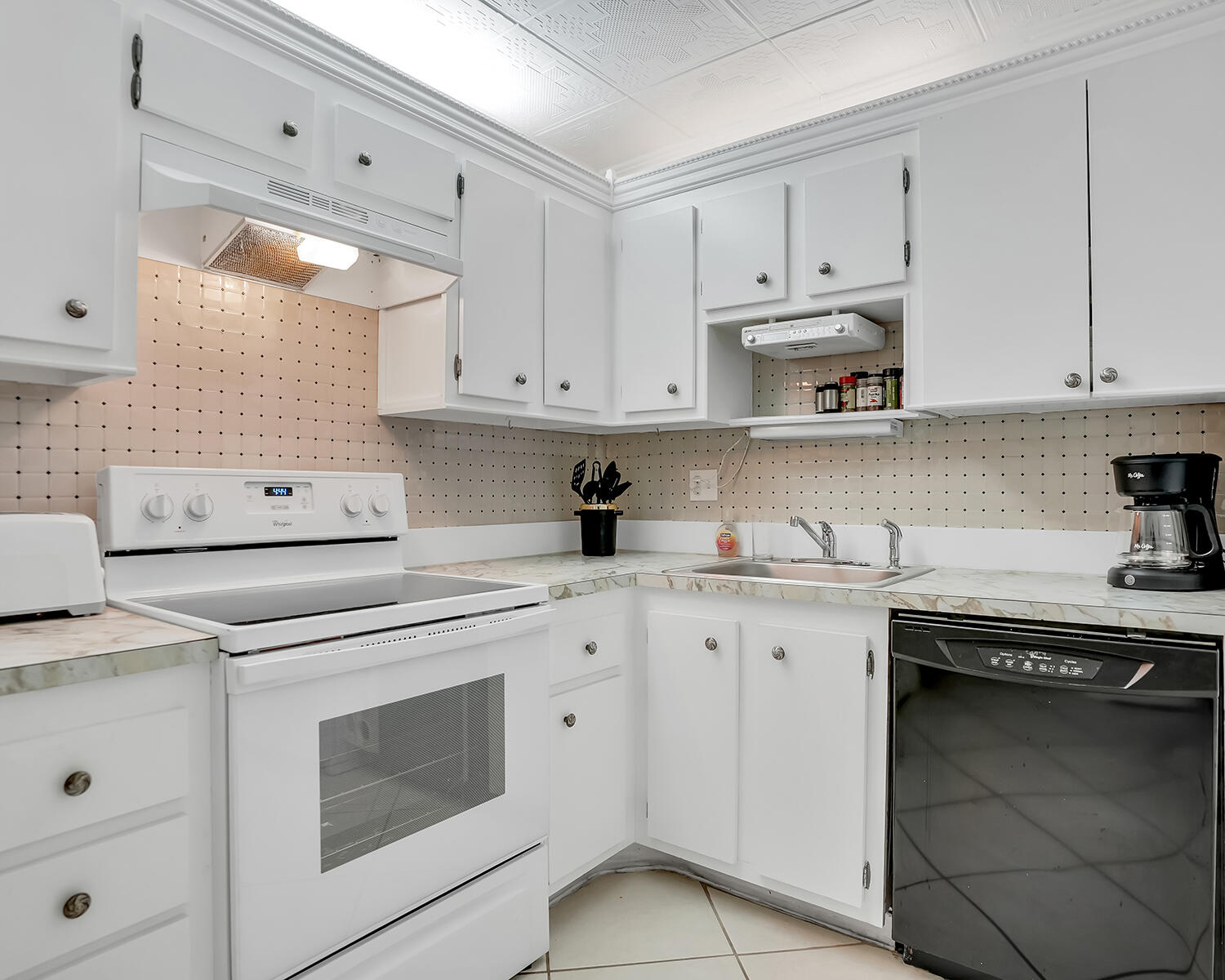 2061 NW 47th Terrace 103