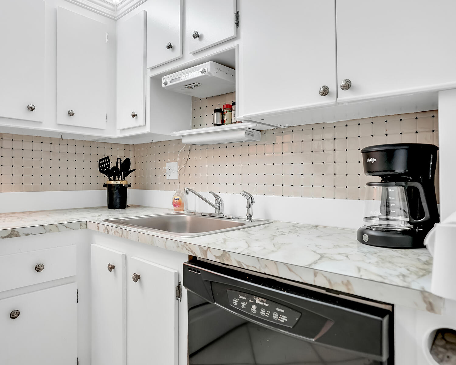 2061 NW 47th Terrace 103