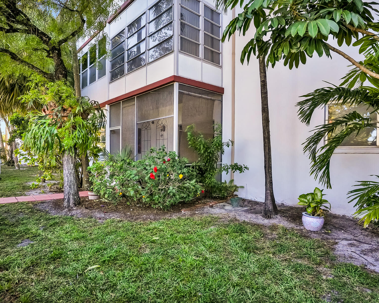 2061 NW 47th Terrace 103