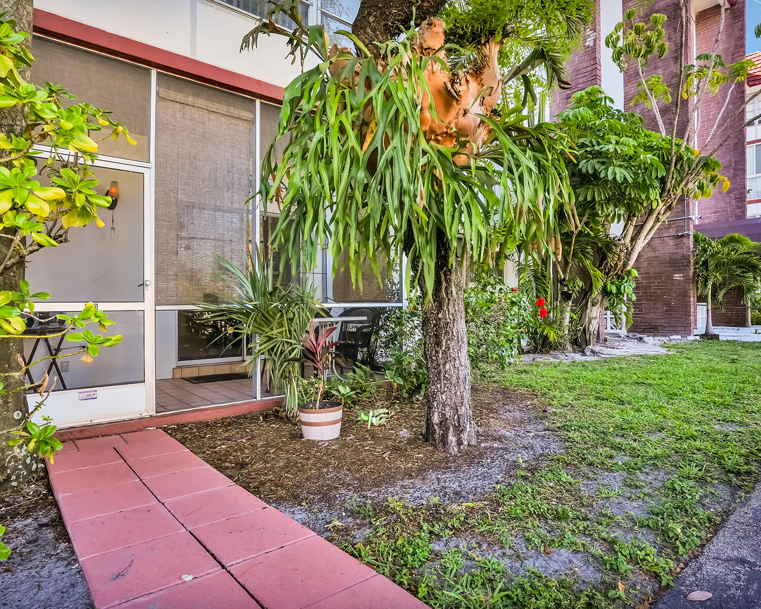 2061 NW 47th Terrace 103