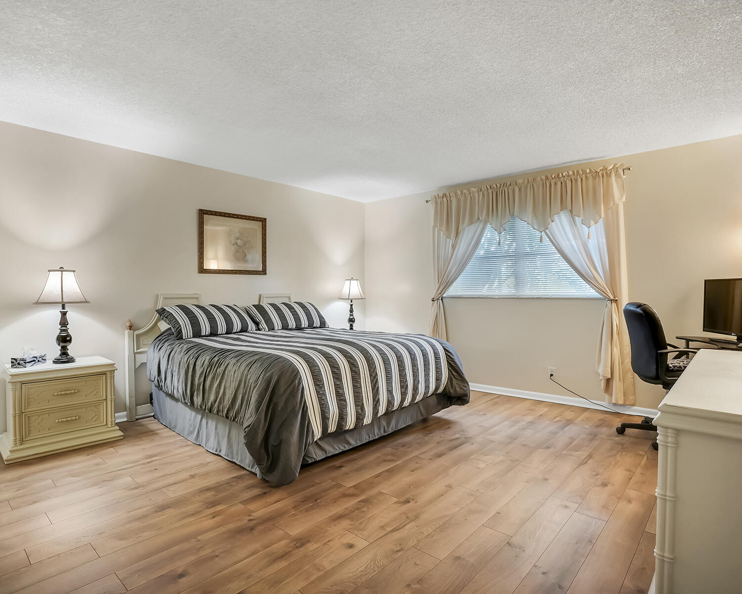 2061 NW 47th Terrace 103