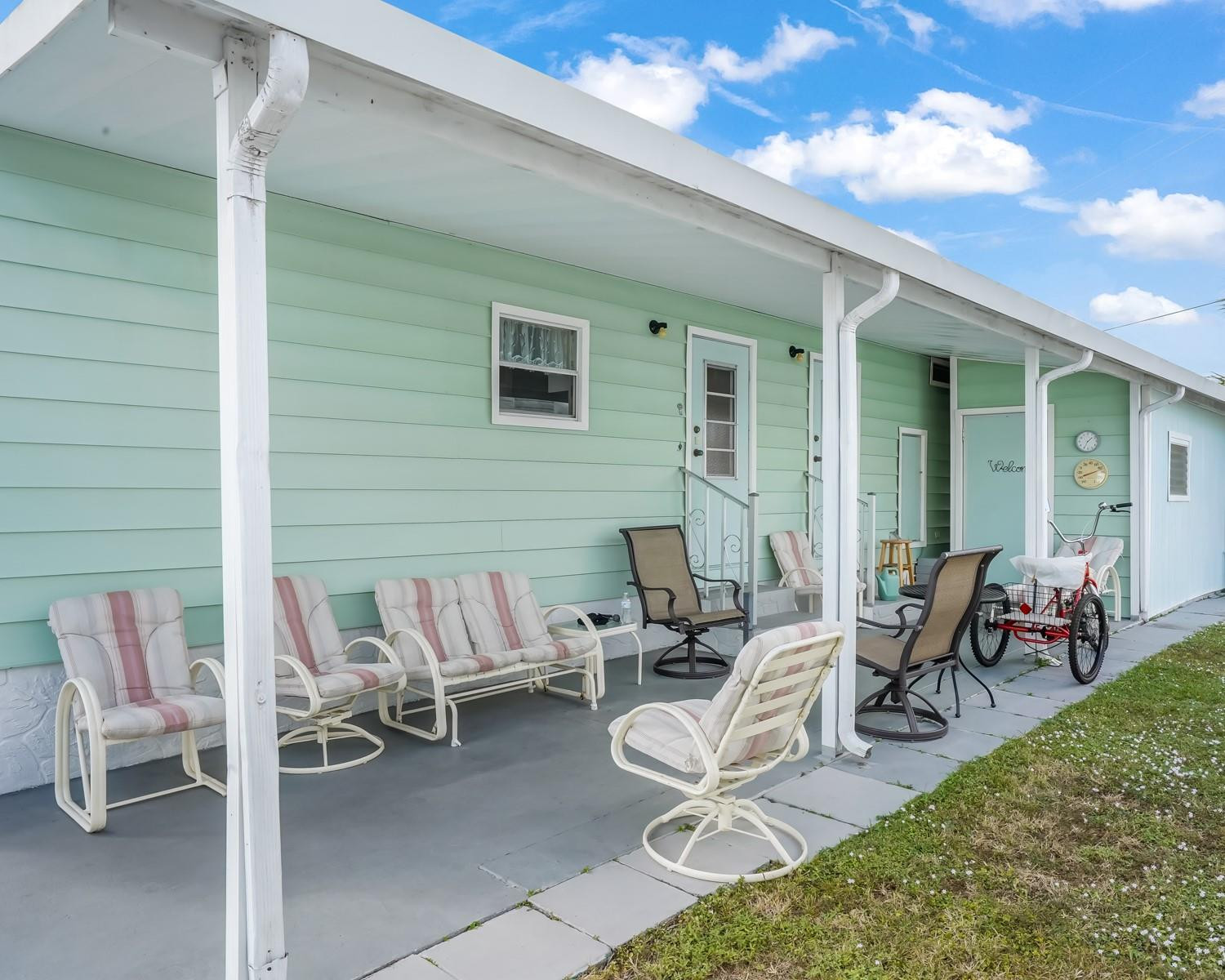 8517 SW 16th Place