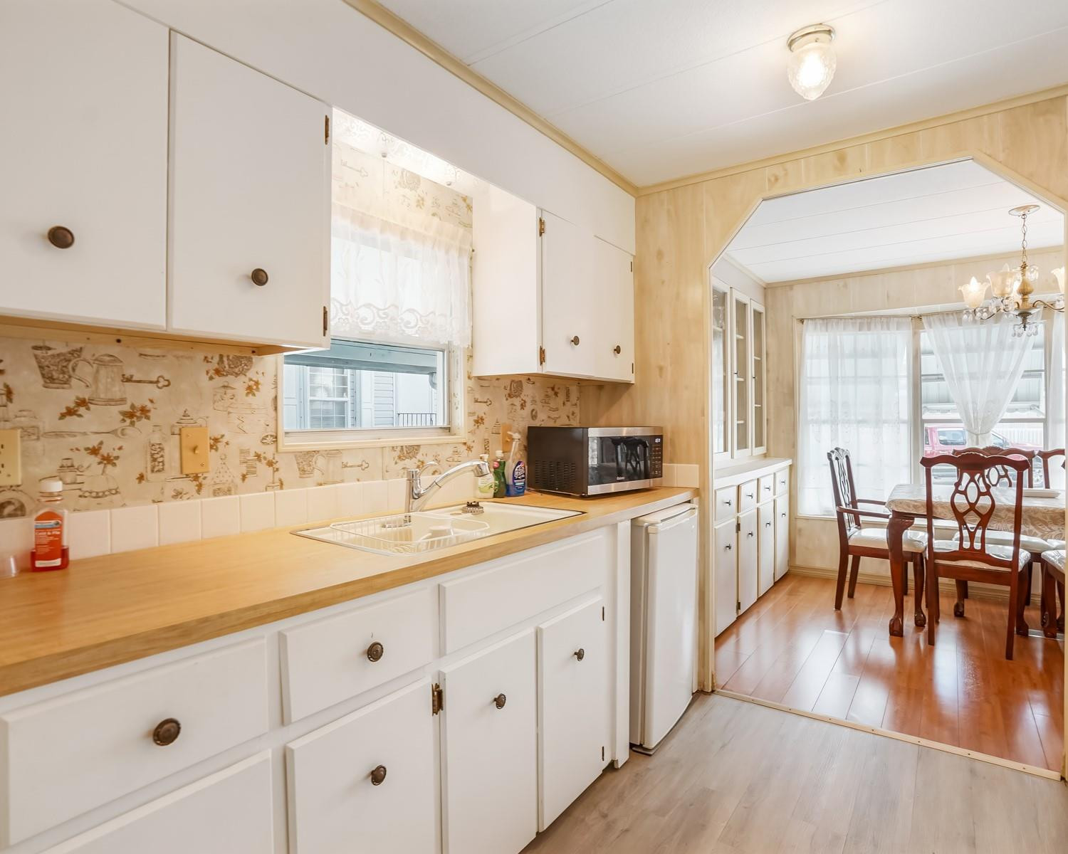 8517 SW 16th Place
