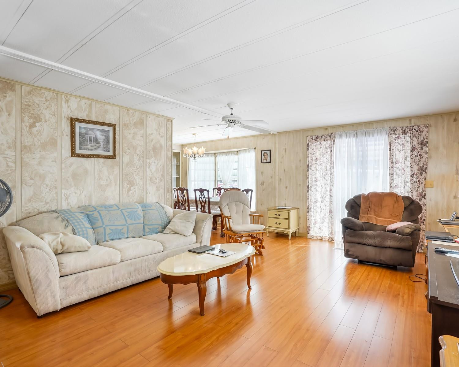 8517 SW 16th Place