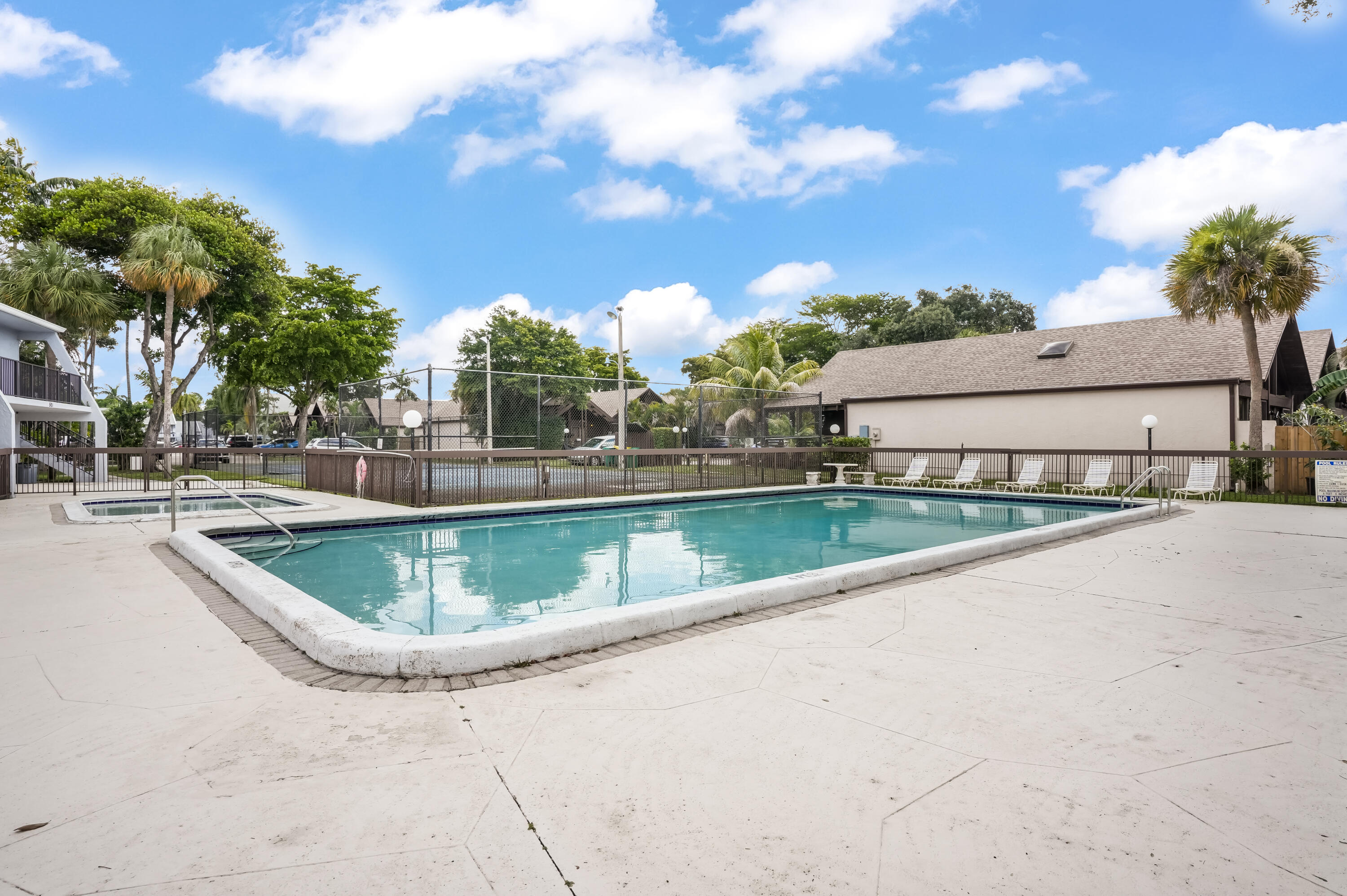 407 N University Drive