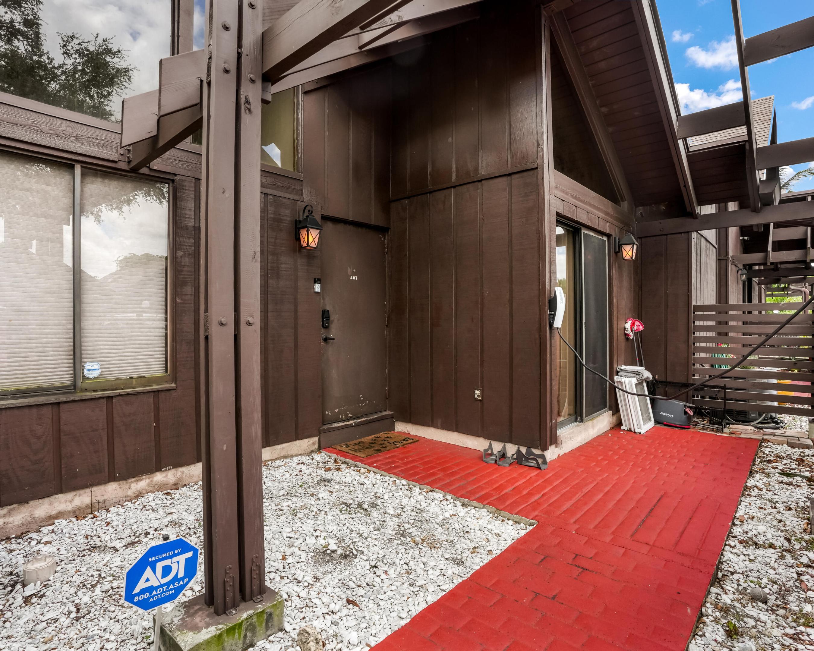 407 N University Drive