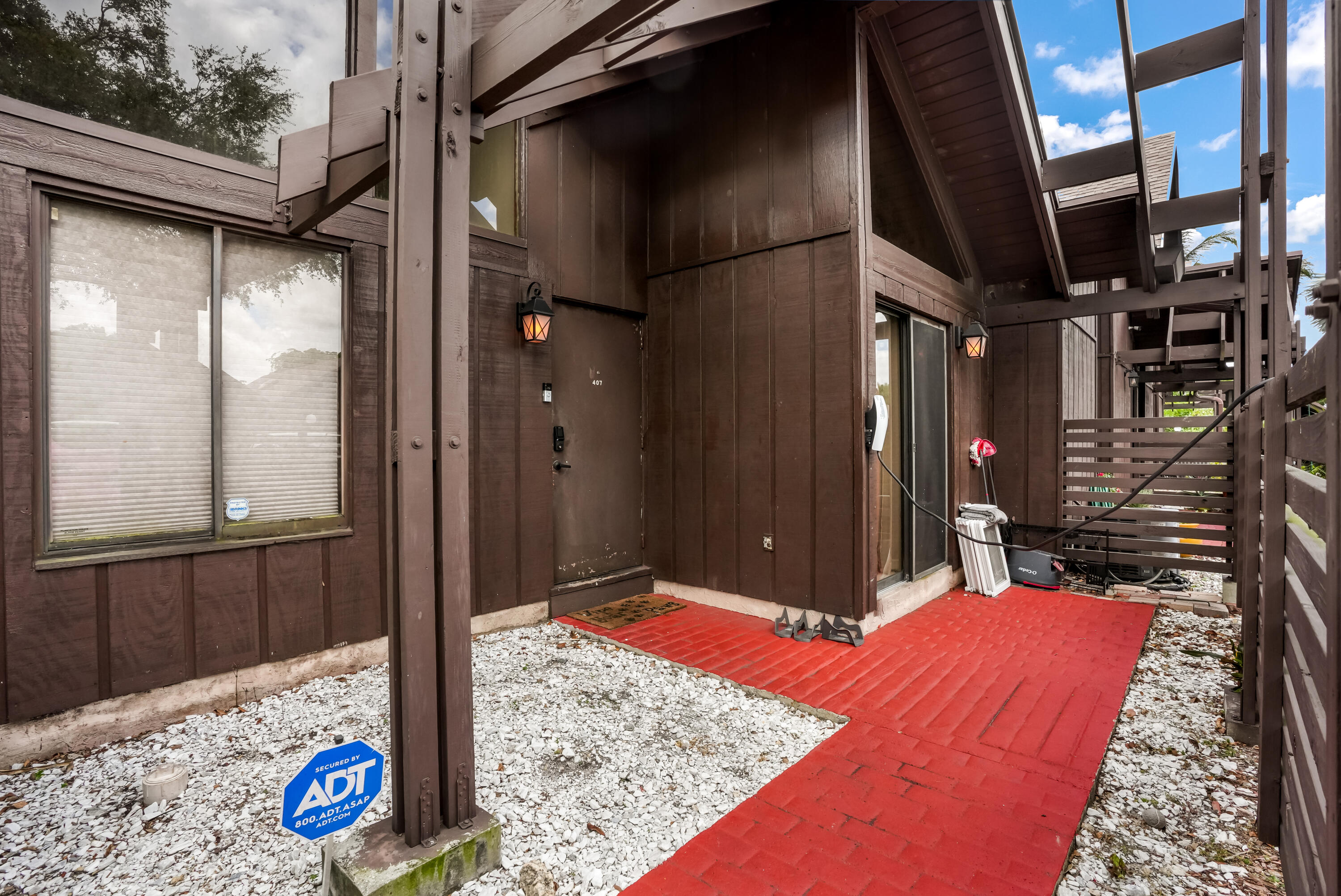 407 N University Drive