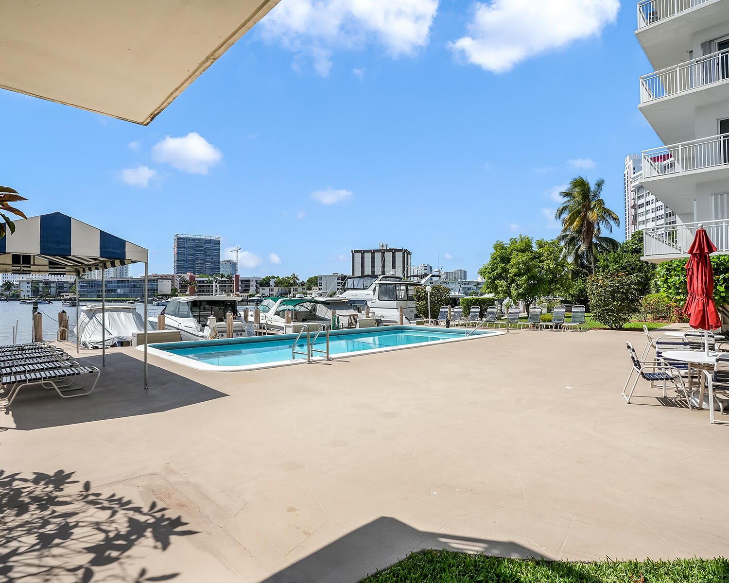 126 Golden Isles Drive 52A