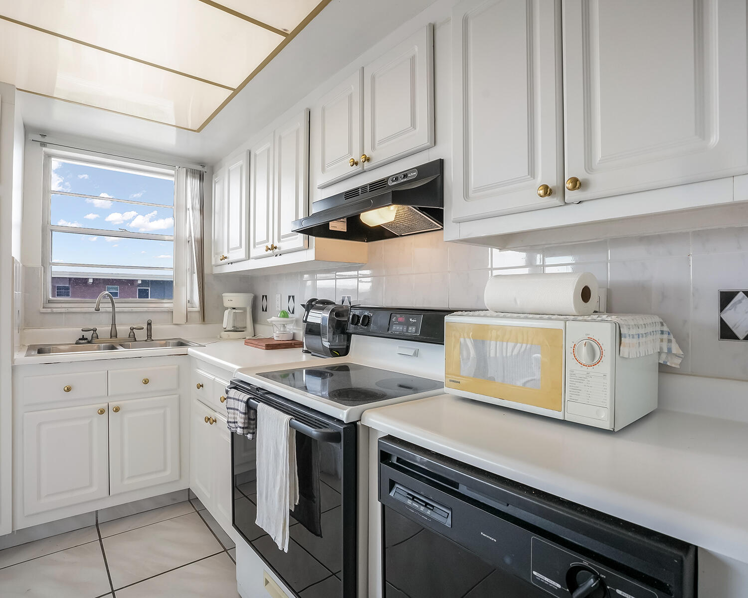 180 NE 12th Avenue 15E