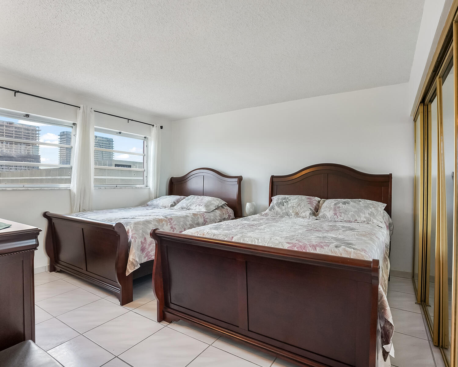 180 NE 12th Avenue 15E