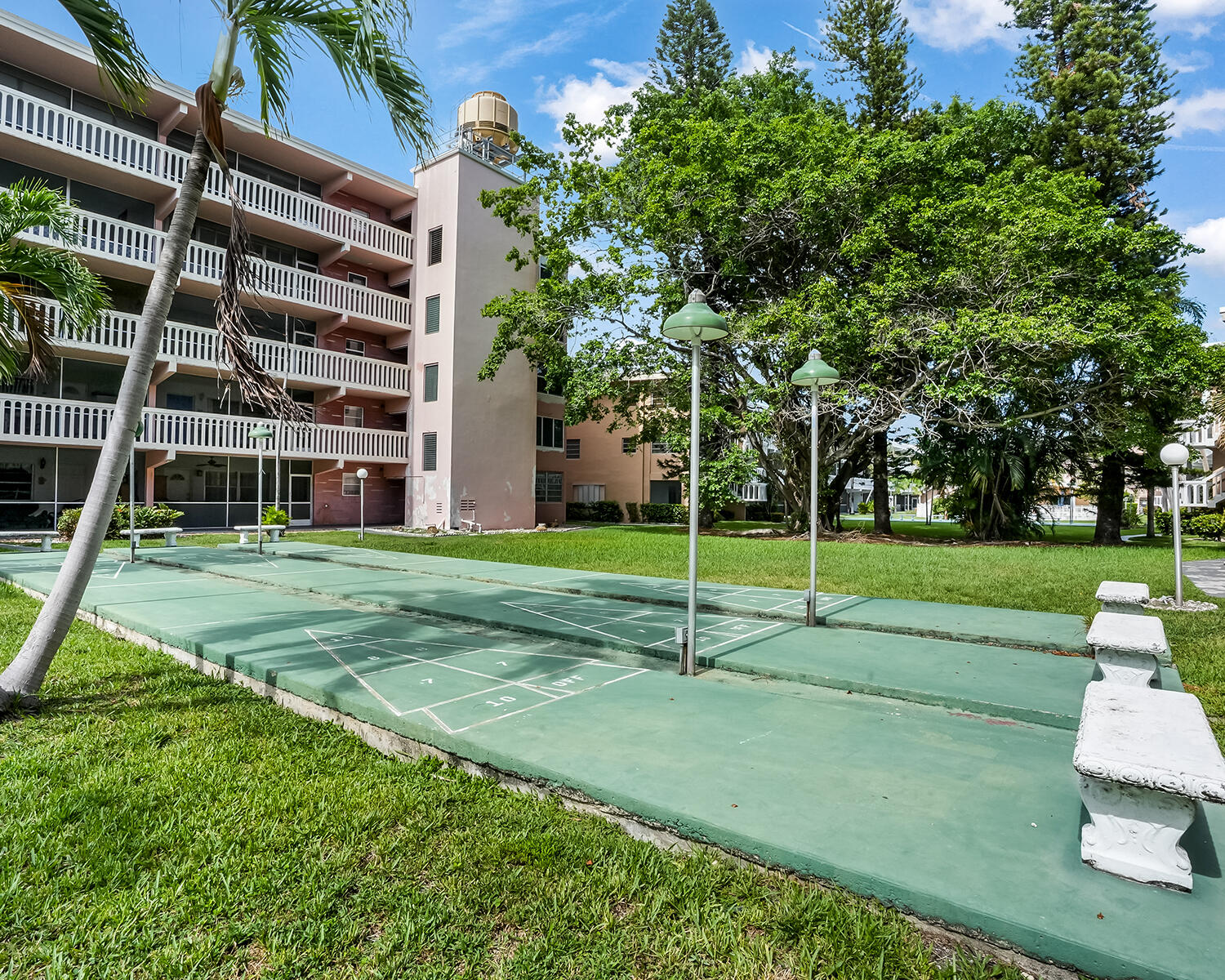 180 NE 12th Avenue 15E