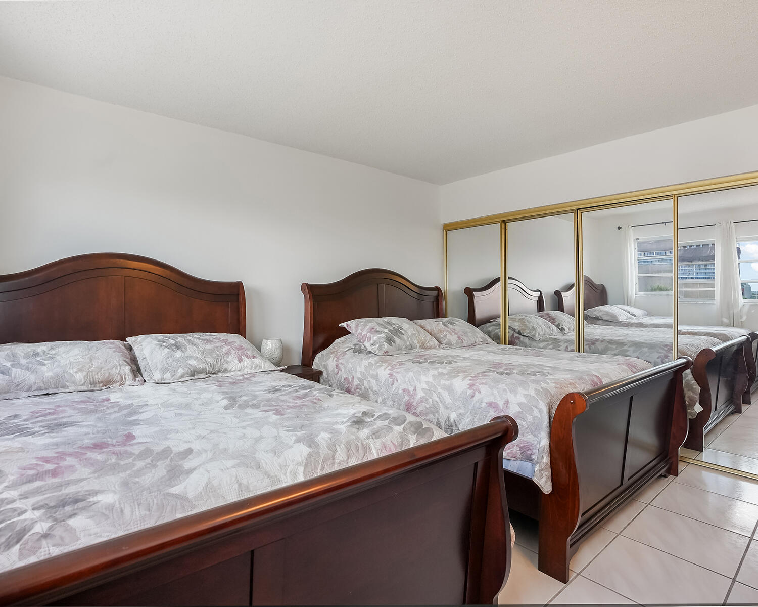 180 NE 12th Avenue 15E