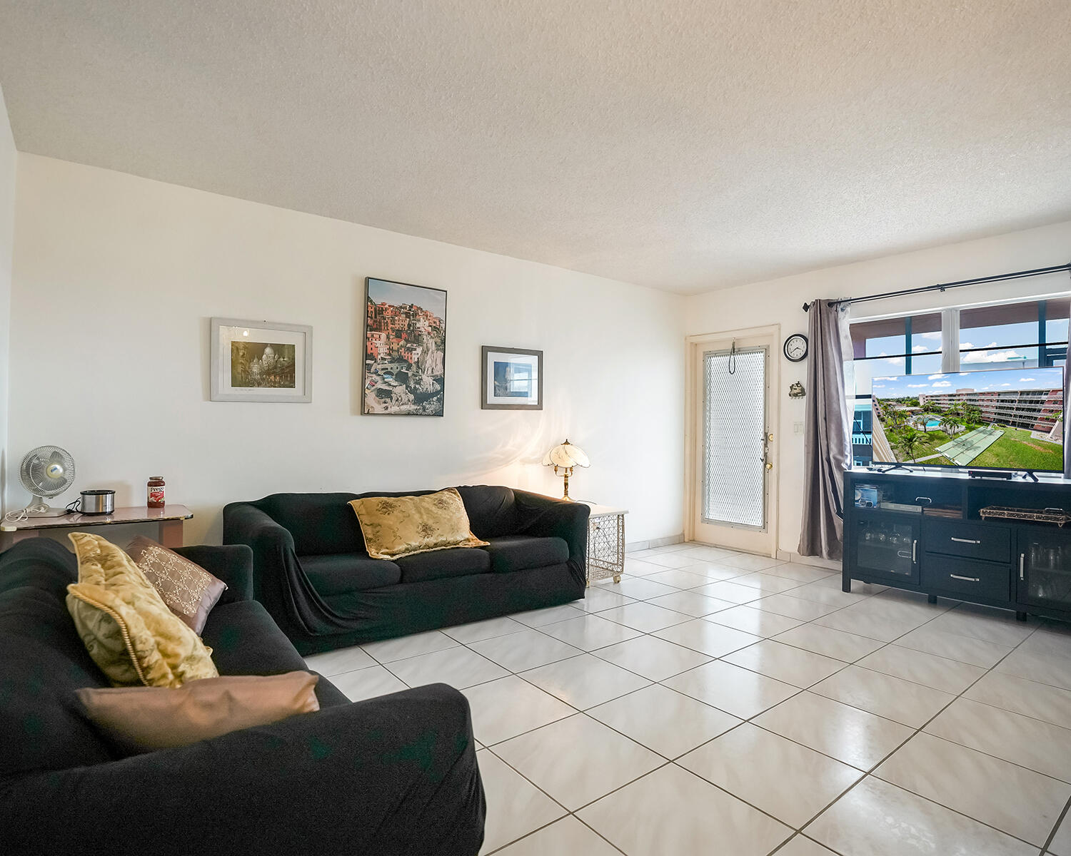 180 NE 12th Avenue 15E
