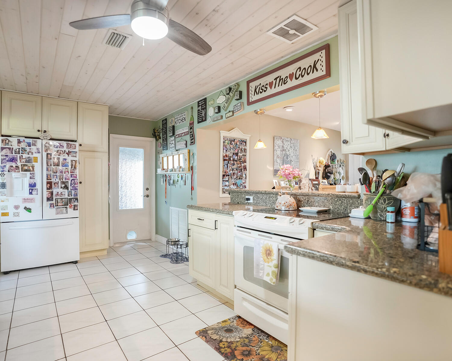 4701 NW 47th Terrace
