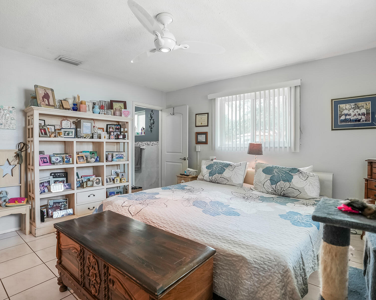 4701 NW 47th Terrace