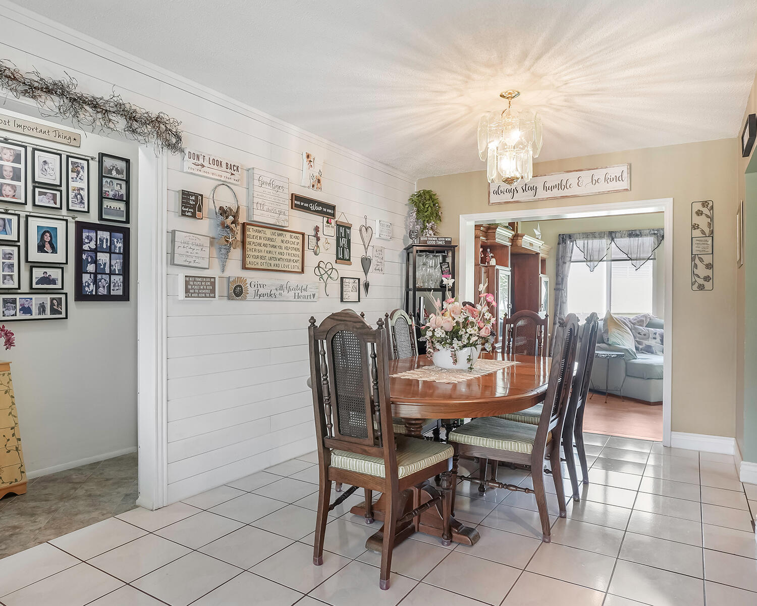 4701 NW 47th Terrace