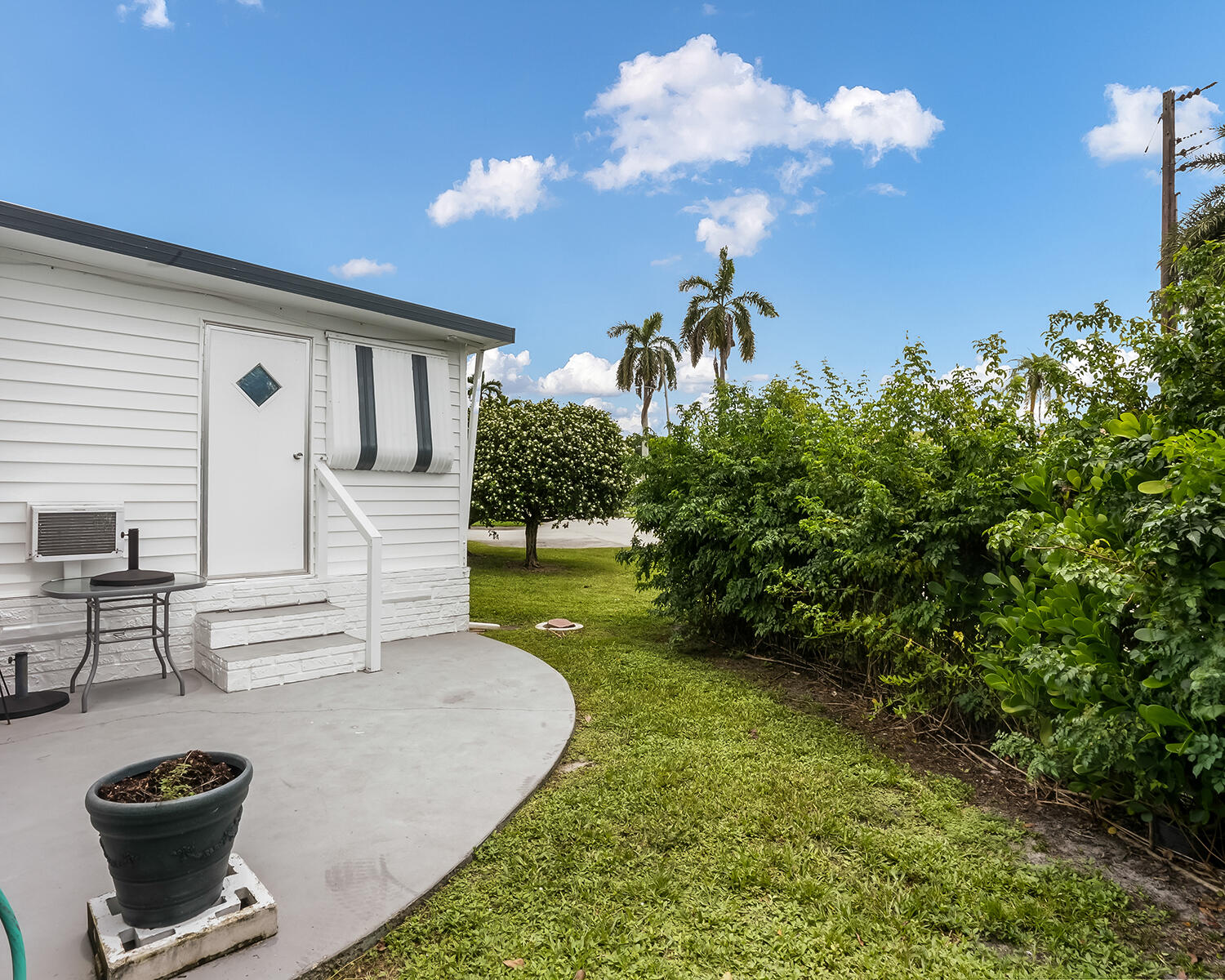 8500 SW 18th Place
