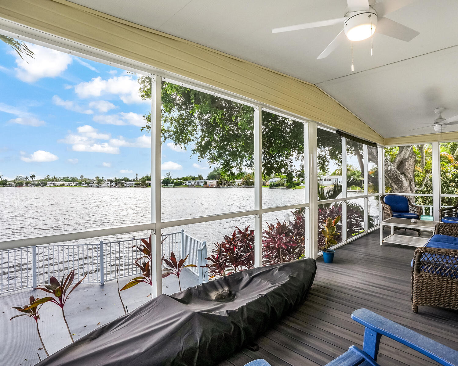 5420 Lagoon Drive
